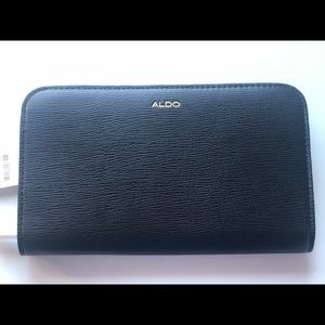 Aldo black zip wallet